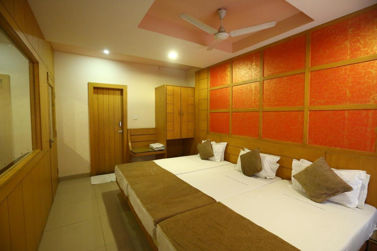 Hotel Paradise Indore Eksteriør billede